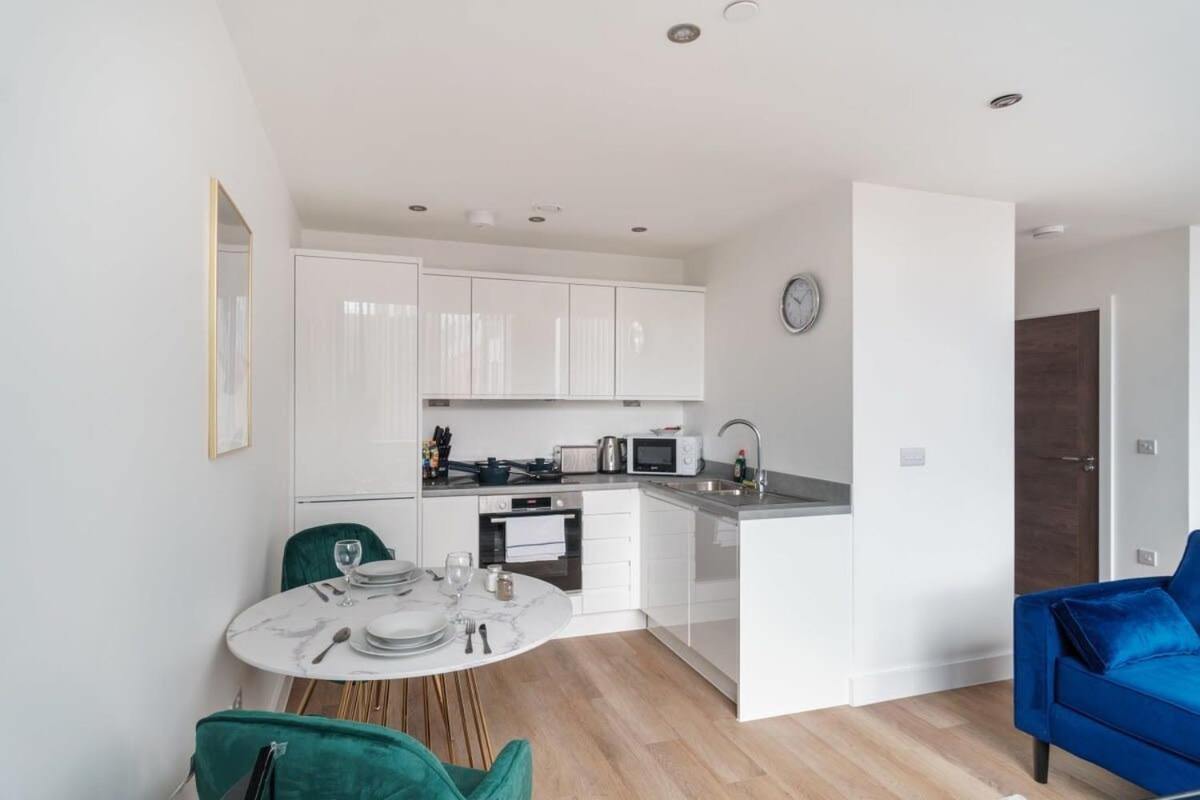 Stay Zeni, Alexandra Rise Manchester Sleek Studio ภายนอก รูปภาพ
